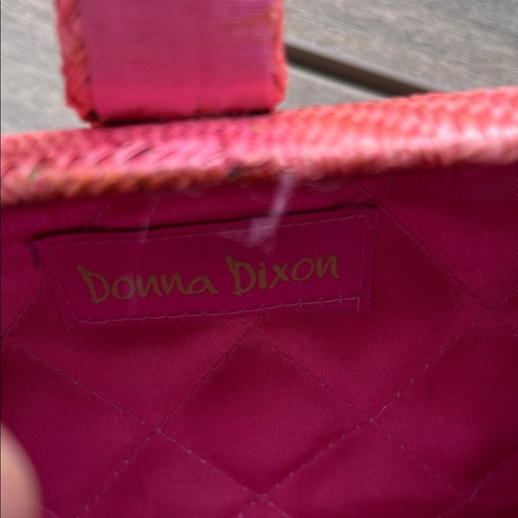 Vintage Donna Dixson Coral Woven Mini Handbag with Charm Handle - Picture 11 of 16